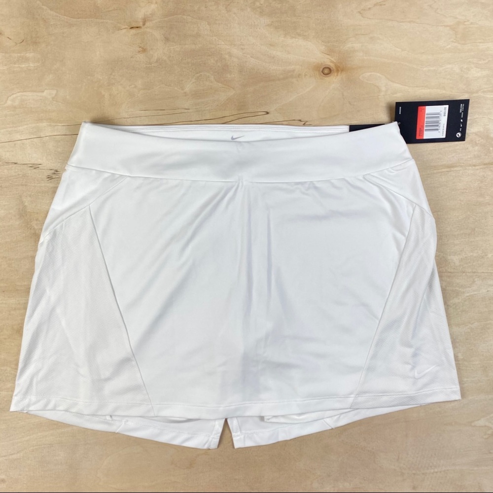 Nike Golf Dri-Fit White Skirt with Spandex Shorts